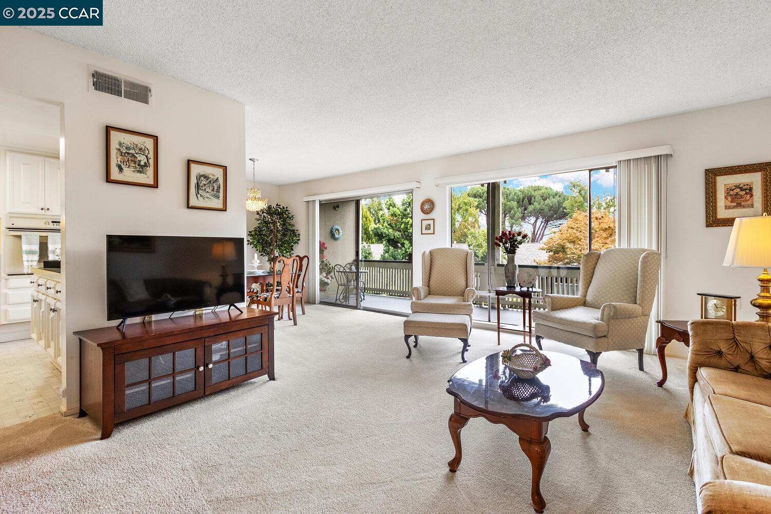 2709 Golden Rain Road 6