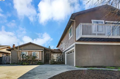 MLS: 41087097