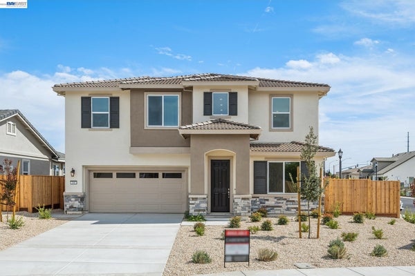 COLFAX WAY, ANTIOCH, CA 94509 - Image cb18fbf9302baa98540d85ec551122b3/3387725611