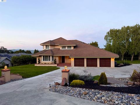 4164 Oak Pointe Ct, Hayward, CA 94542 - #: 41129186