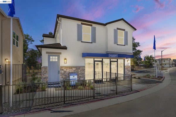 850 PECAN TREE LN, GALT, CA 95632 - Image cfa43e34004d55fafdf2d1949a7eb0d5/4183644941