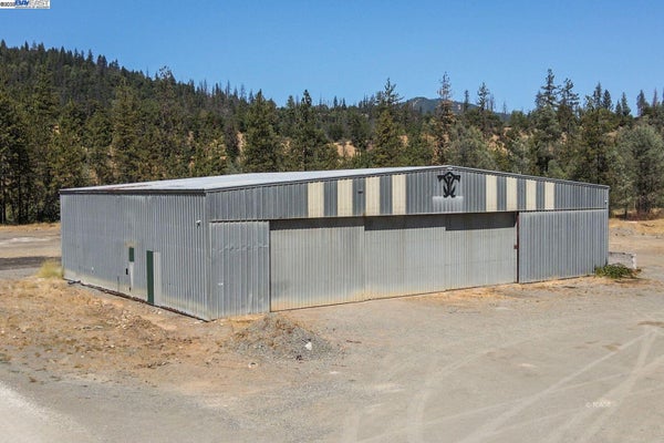 30661 MAIN ST, DOUGLAS CITY, CA 96024 - Image d02bdefc8f7177898c76734fe3887f2a/1218386851