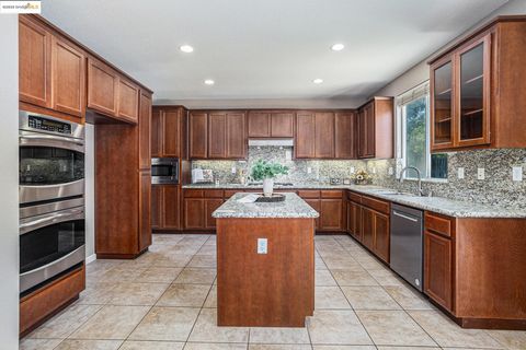 233 Hearthstone Cir, Oakley, CA 94561 - #: 41104709