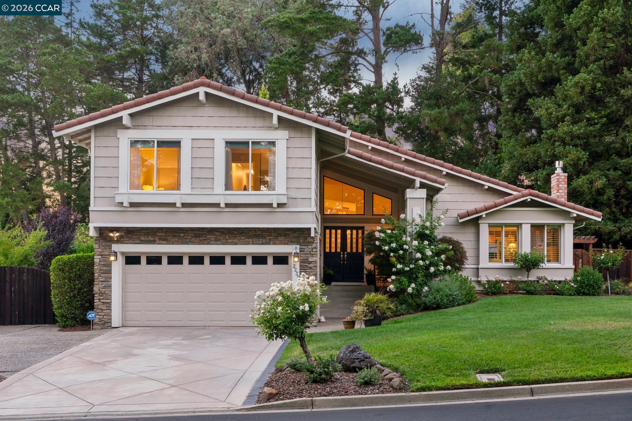 2232 Tahiti Drive