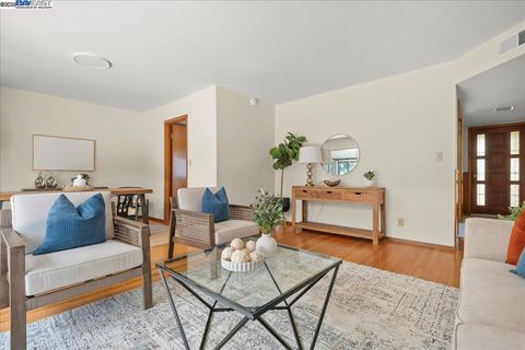 2115 Bishop Ave, Fremont, CA 94536 - MLS#: 41092625
