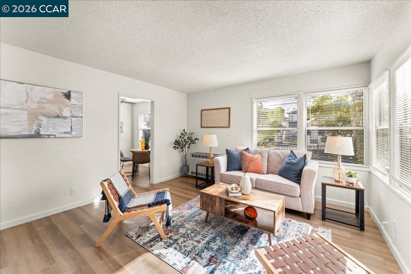 4135 WEST ST # 4137, OAKLAND, CA 94608 - Image d5fd5806da0c8e0a7cdfdcbc456233a4/491103965