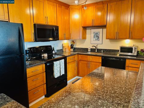 555 Pierce Street Unit 526, Albany, CA 94706 - MLS#: 41091191