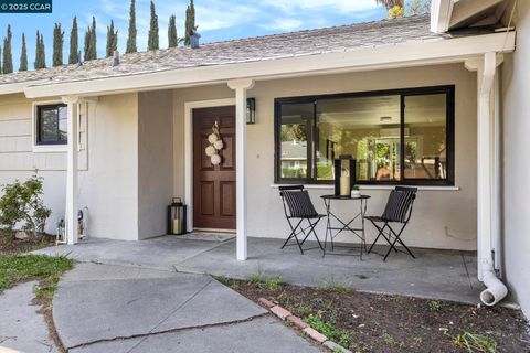 2442 Geraldine Dr Pleasant Hill CA 94523