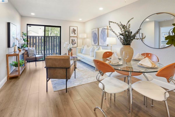 29300 DIXON ST APT 106, HAYWARD, CA 94544 - Image de9e7d07def8afb2f45d02bf6d9e6ff0/2994584406
