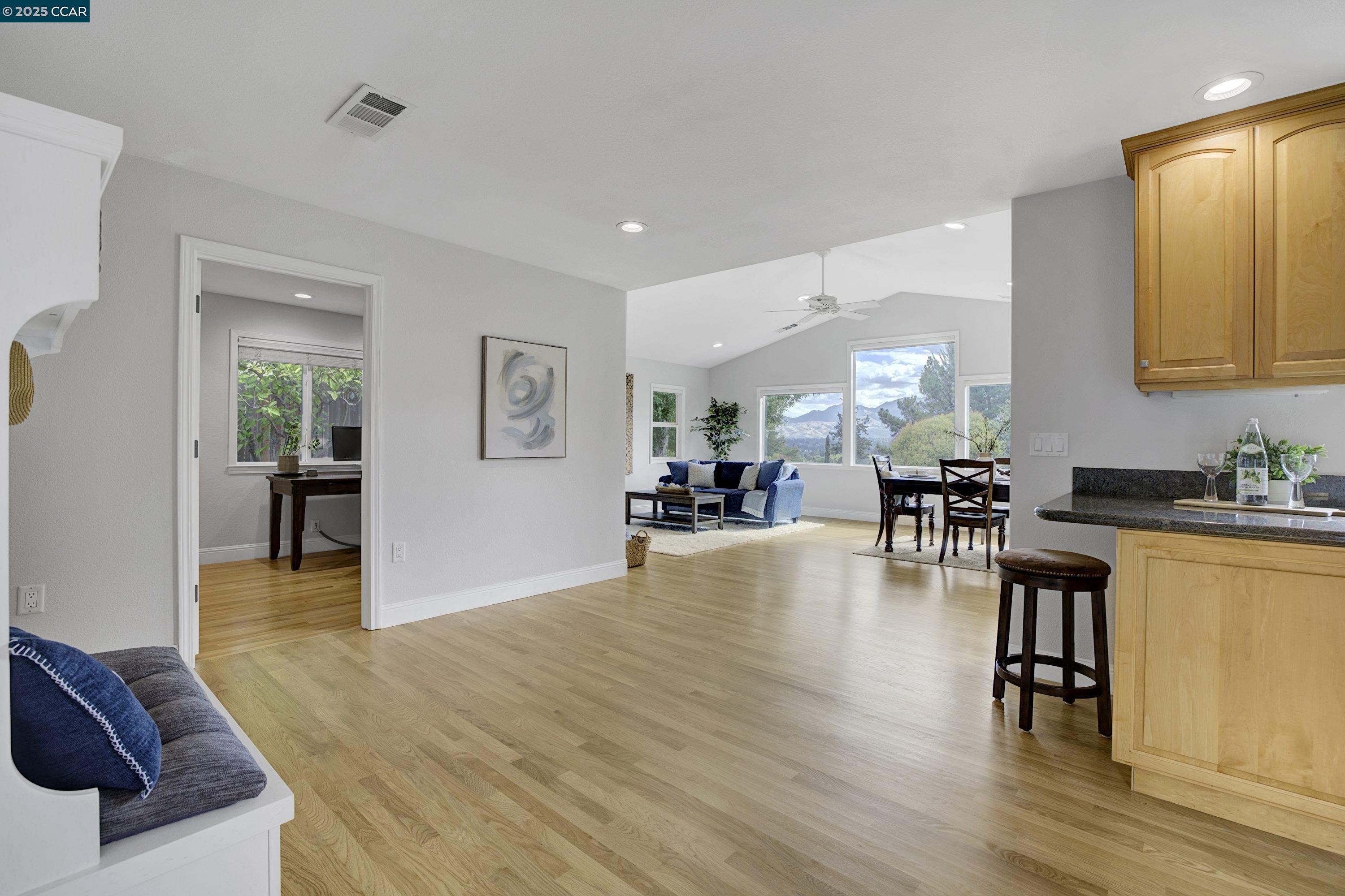 1430 Piedra Dr