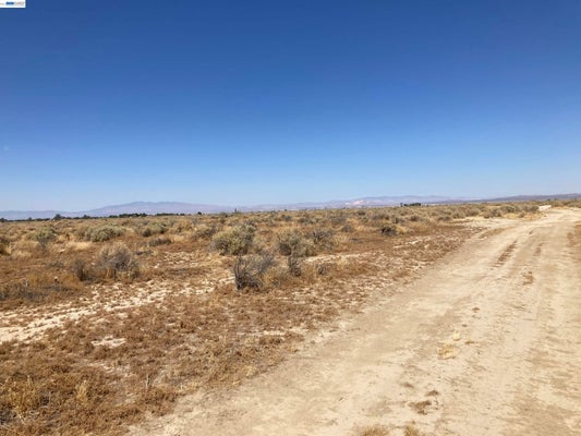 0 VAC/VIC AVE H12/45TH STE, LANCASTER, CA 93535 - Image e5a4b4cfaccded39ebf991e1cf5ed1f3/3297675810