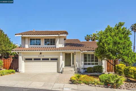 2253 Lake Crest Court, Martinez, CA 94553 - #: 41096837
