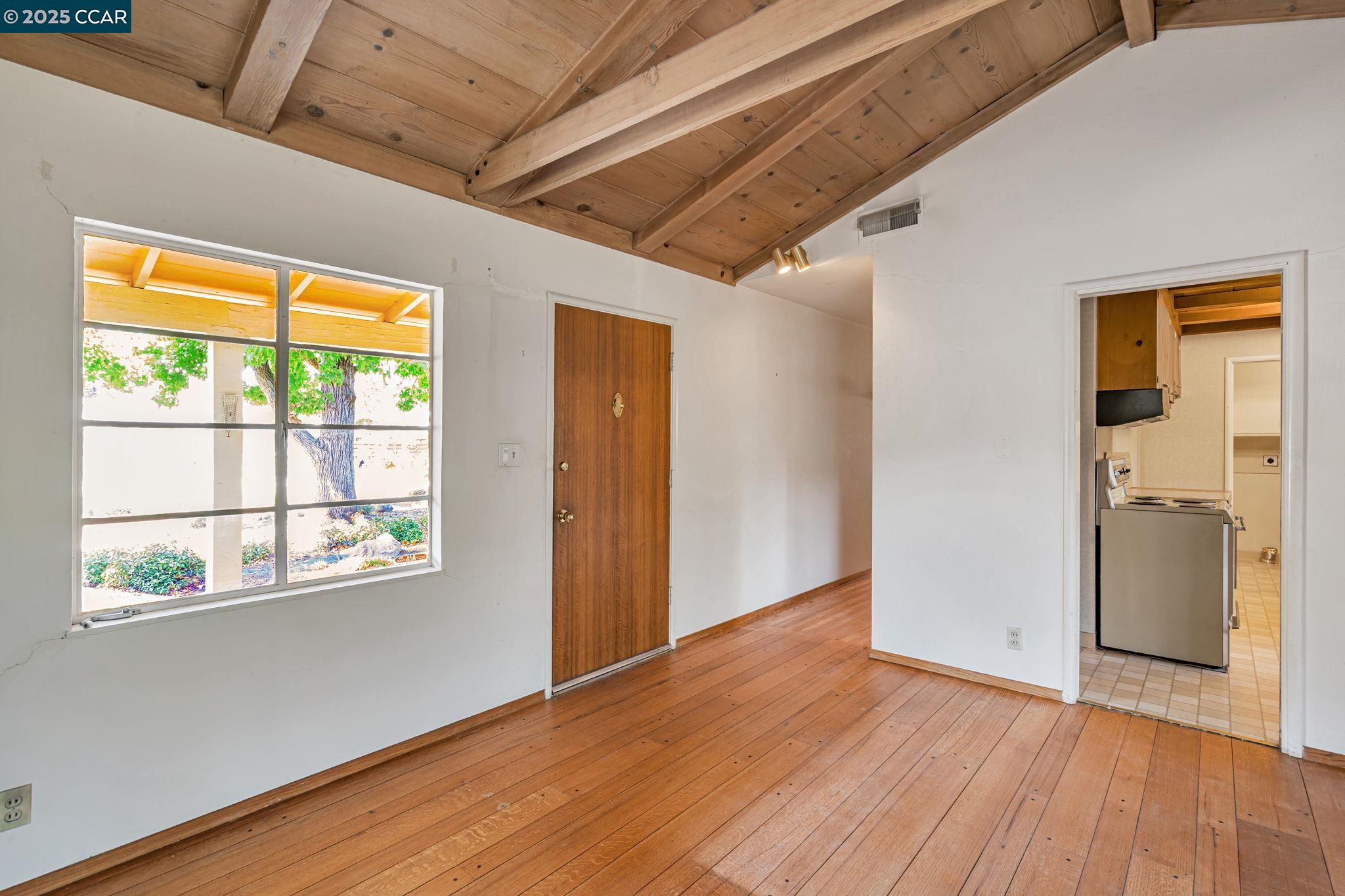 828 Rosedale Ave.