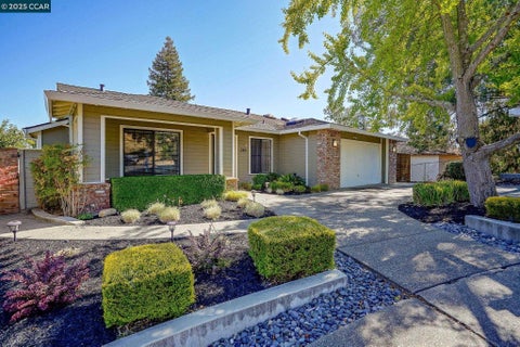 2411 Pinon Ct, Martinez, CA 94553 - #: 41114700