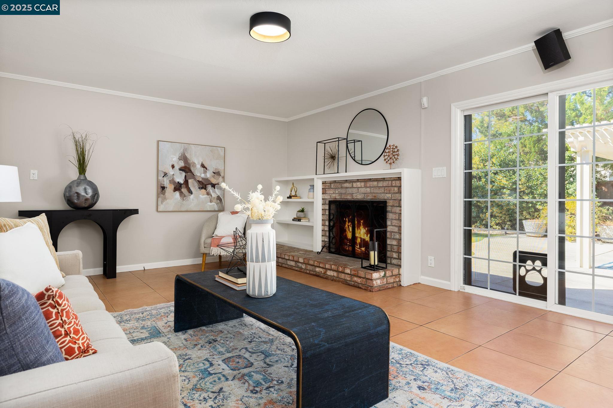 11 Lindsey Ct