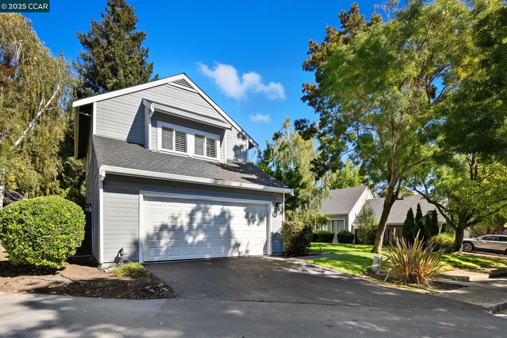 12 Moss Ln