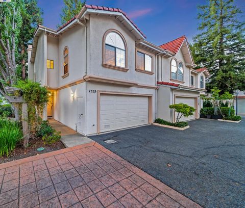 1555 Oxford Sreet St, Redwood City, CA 94061 - #: 41111370