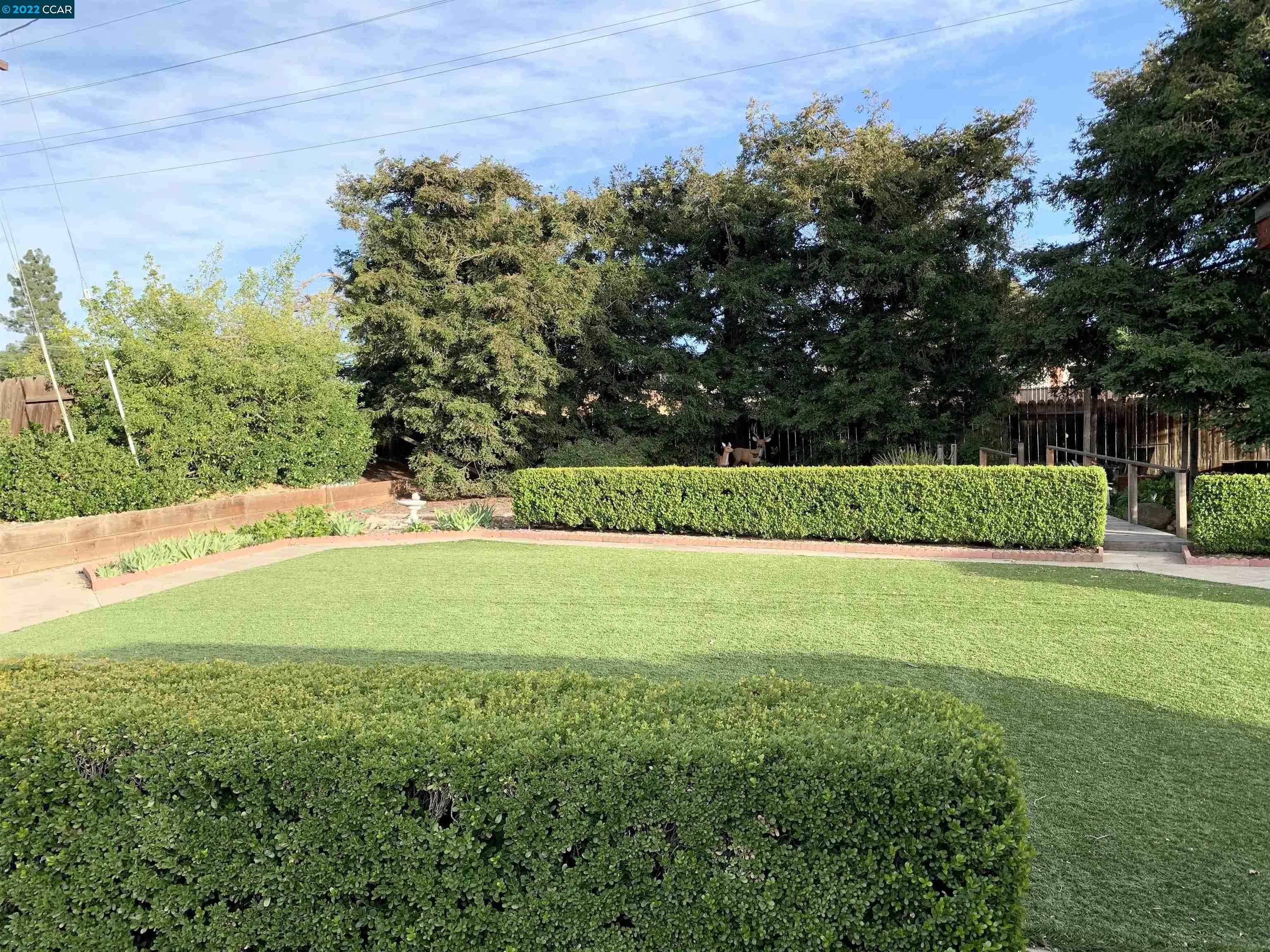 5213 Clovis Ct