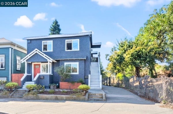 557 43RD ST, OAKLAND, CA 94609 - Image f711e89e89033ee732574f1304e2ee4a/4146585810