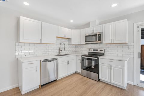 MLS: 41090086