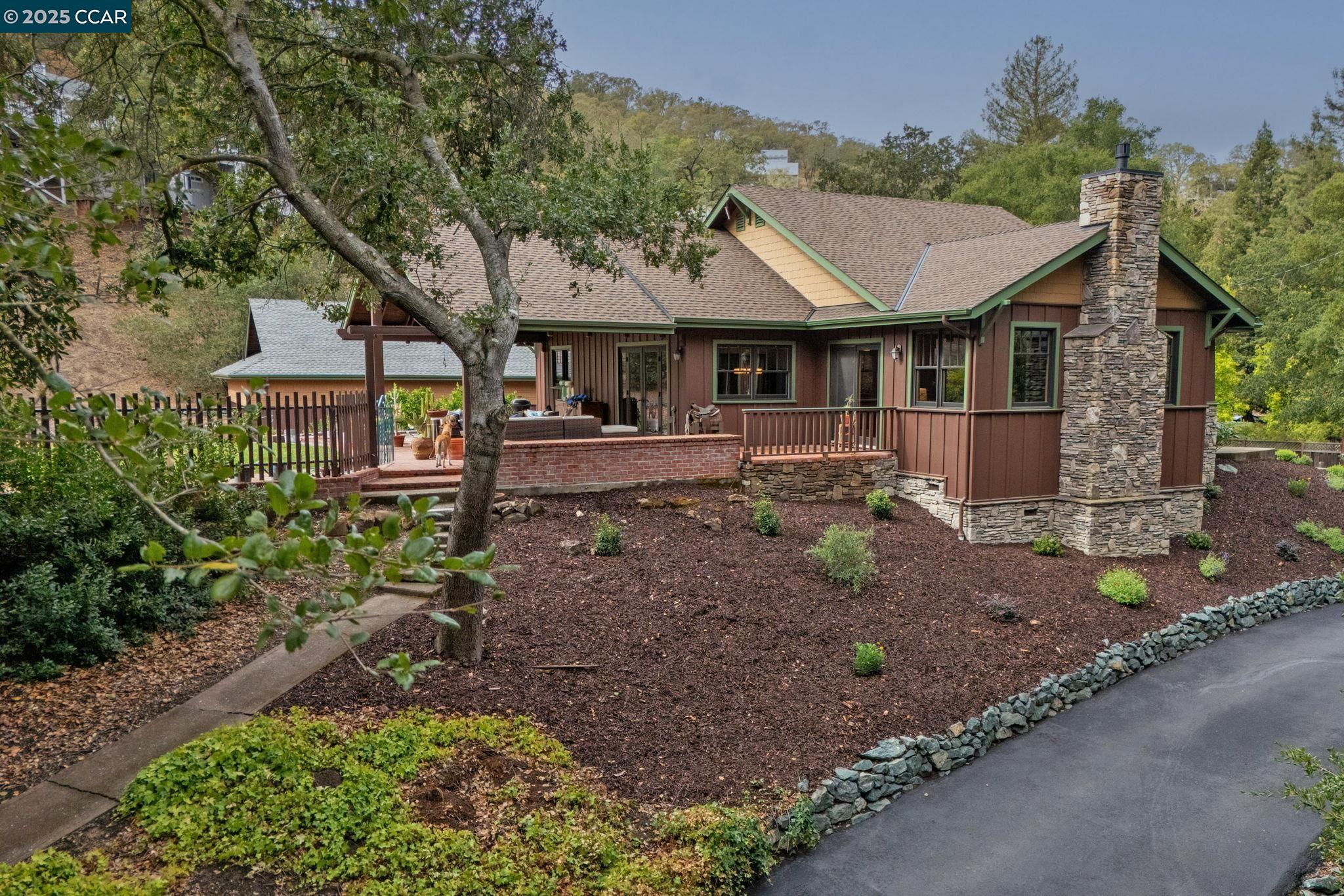 261 Castle Hill Ranch Rd