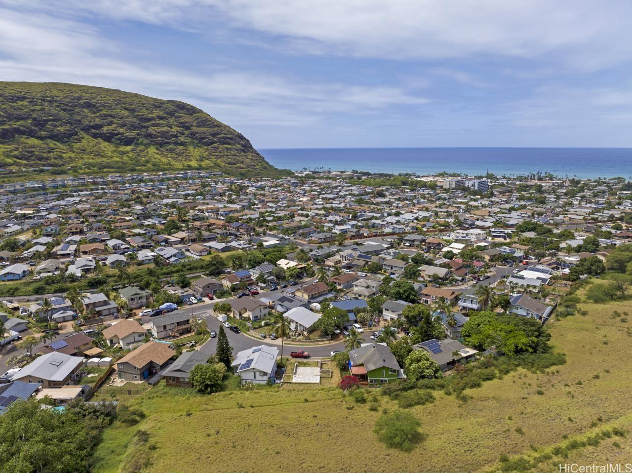 Lualualei Land