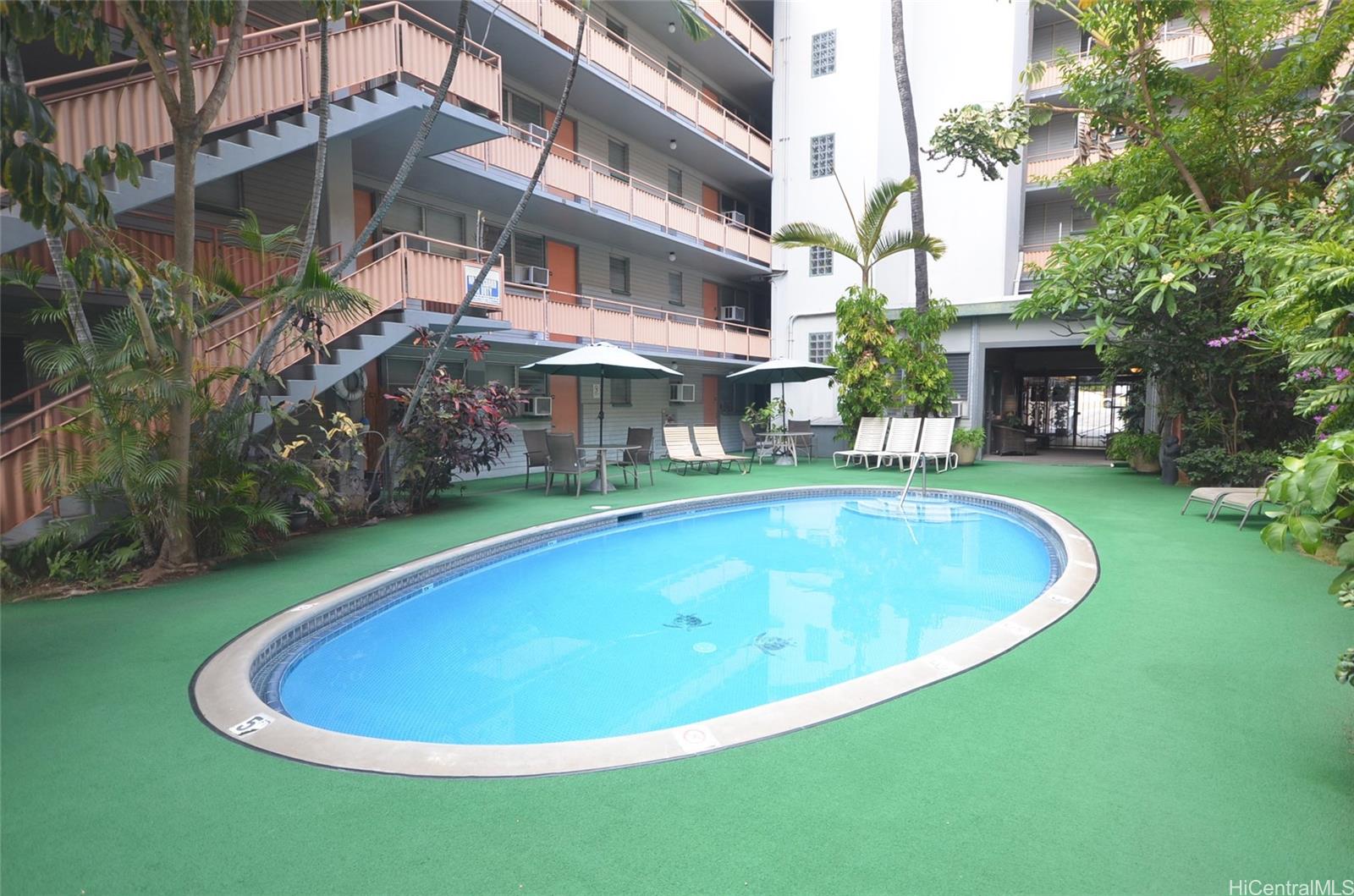 Hawaiian King Condominium