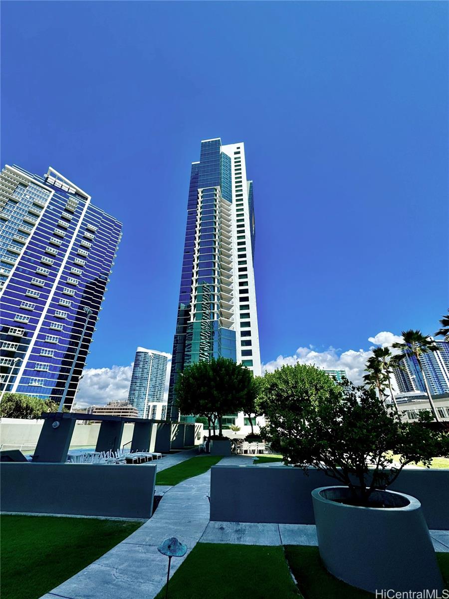 Hawaiki Tower Condominium