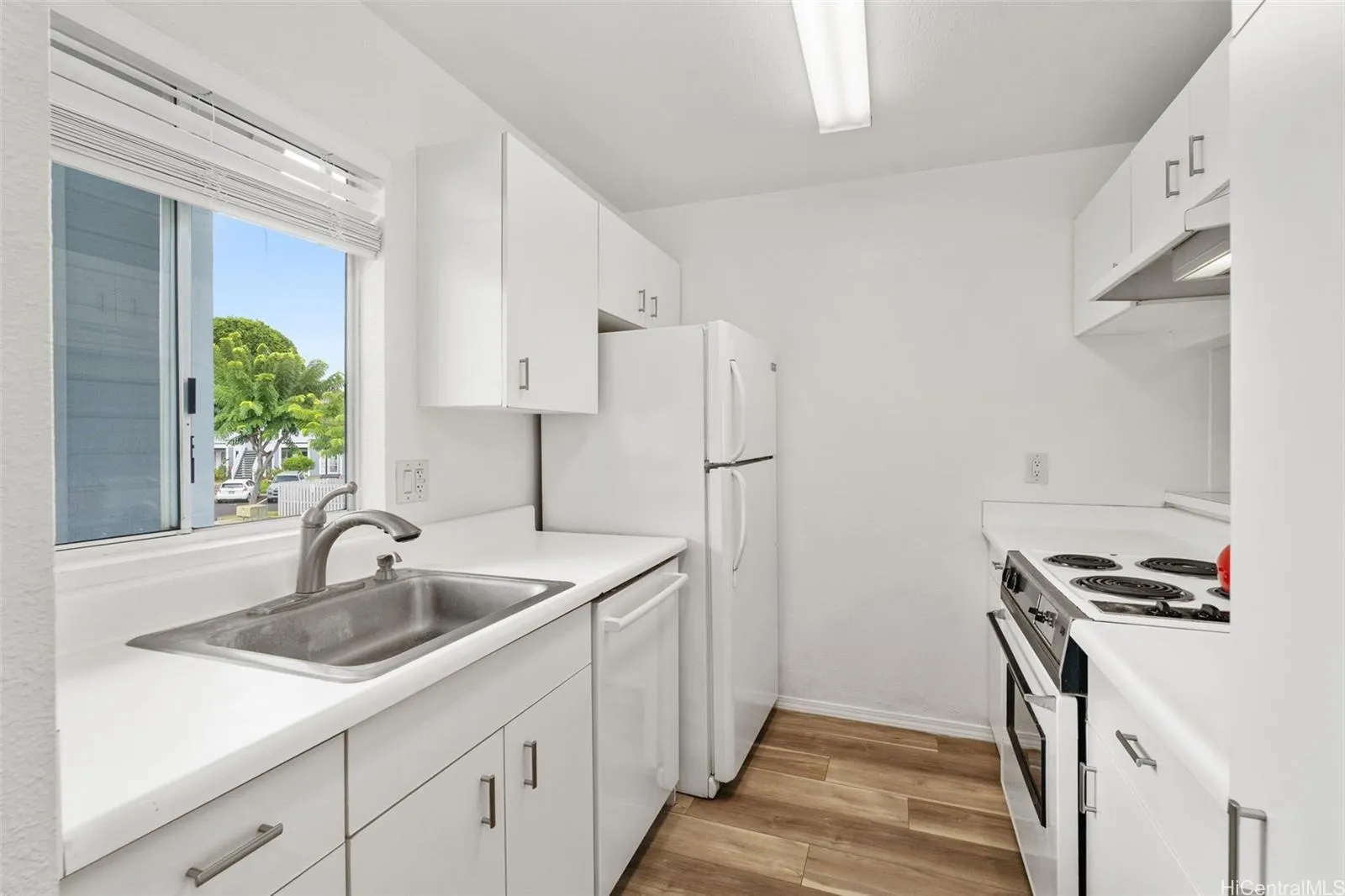 Waipahu, Hawaii 96797, United States, 2 Bedrooms Bedrooms, ,2 BathroomsBathrooms,Residential,Active,35174