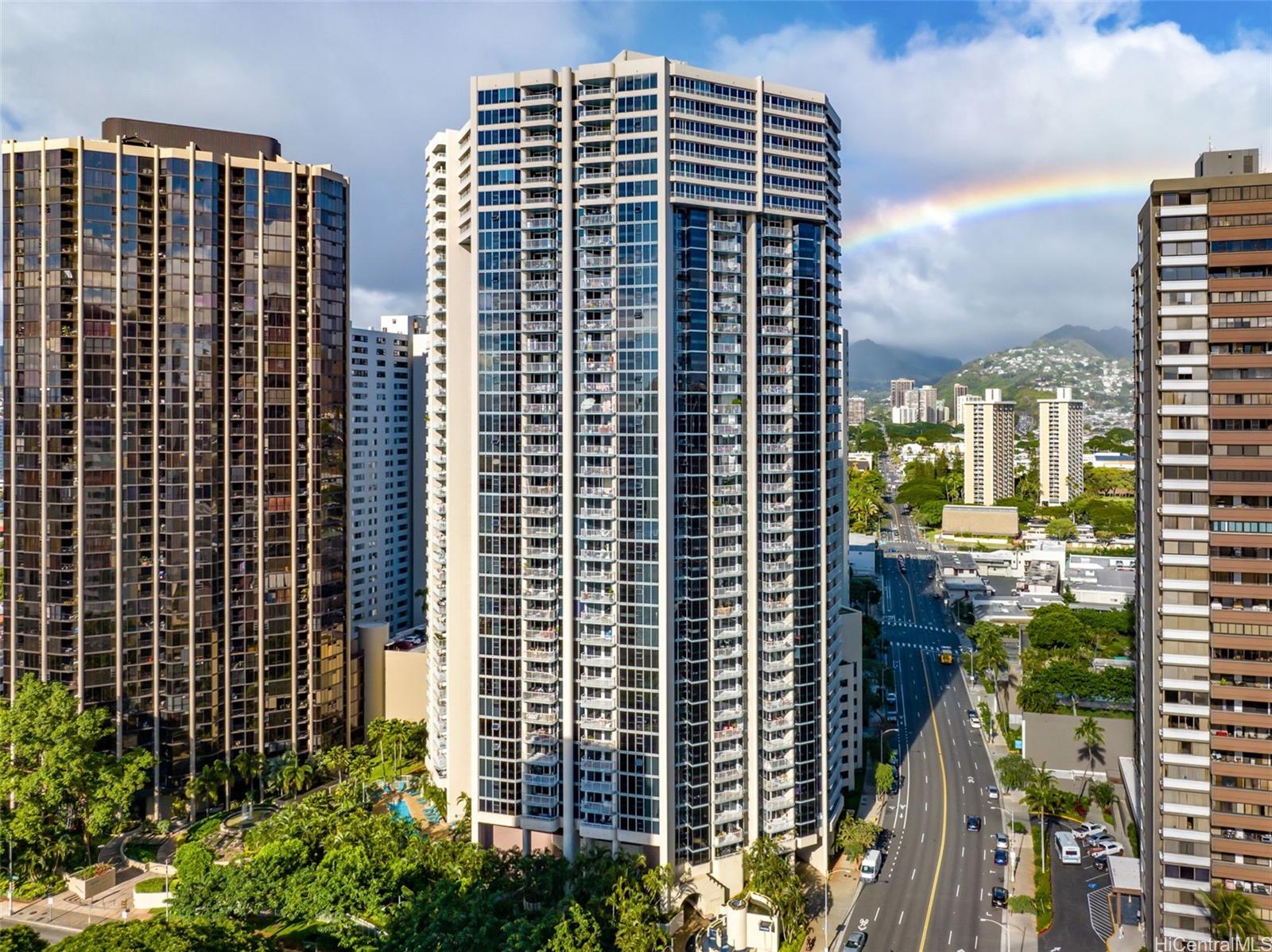 Honolulu Park Place Condominium