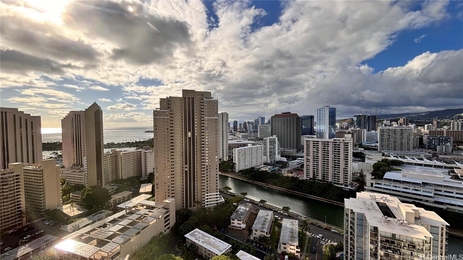 Chateau Waikiki Residential Lease