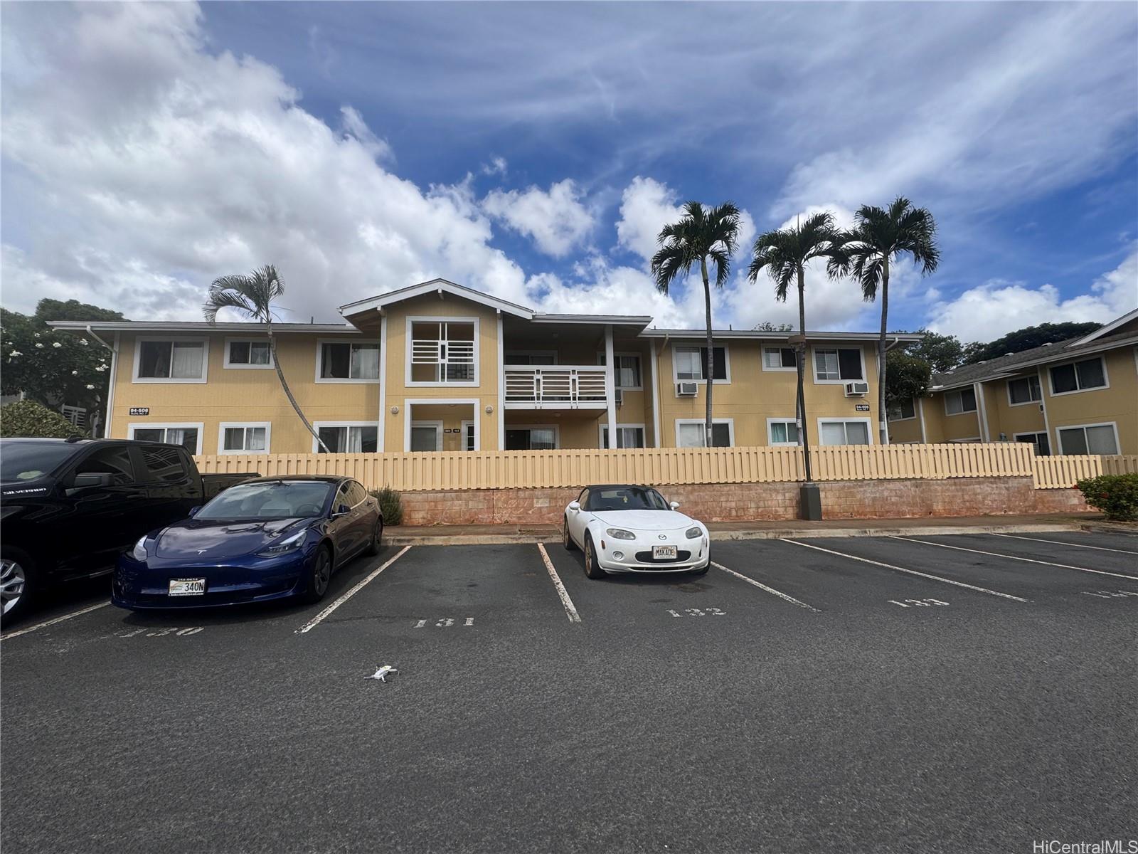 Kulana Knolls 1 Condominium