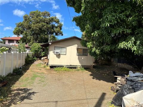 1751 Ahuula Street Honolulu HI 96819