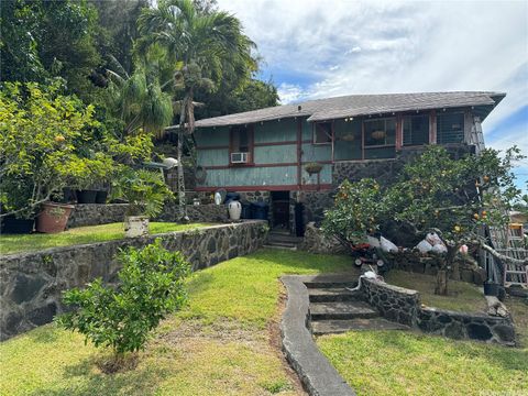 1556 Moani Street Honolulu HI 96819