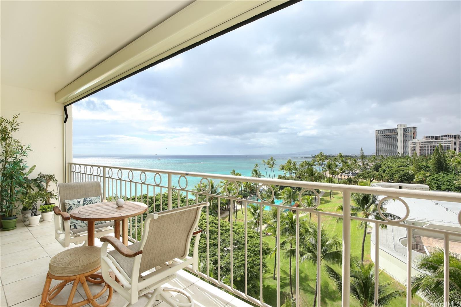 2161 Kalia Road 810