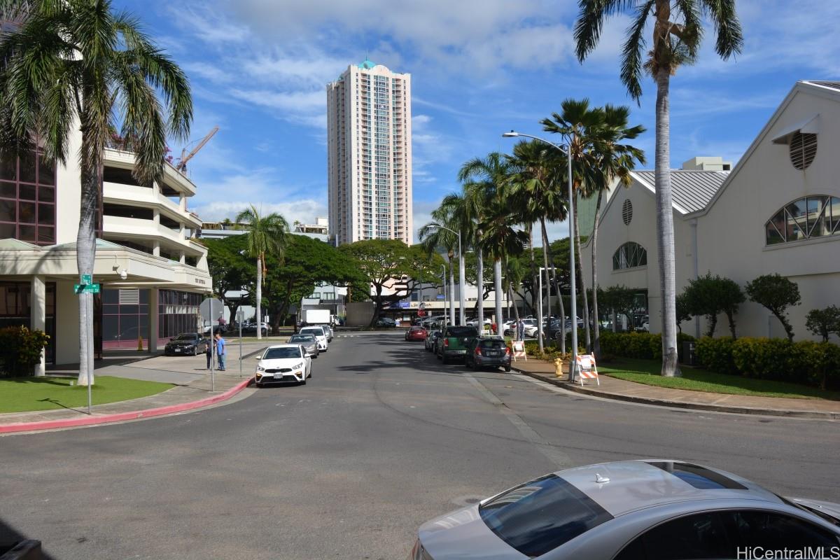 The Block 803 Waimanu Condominium