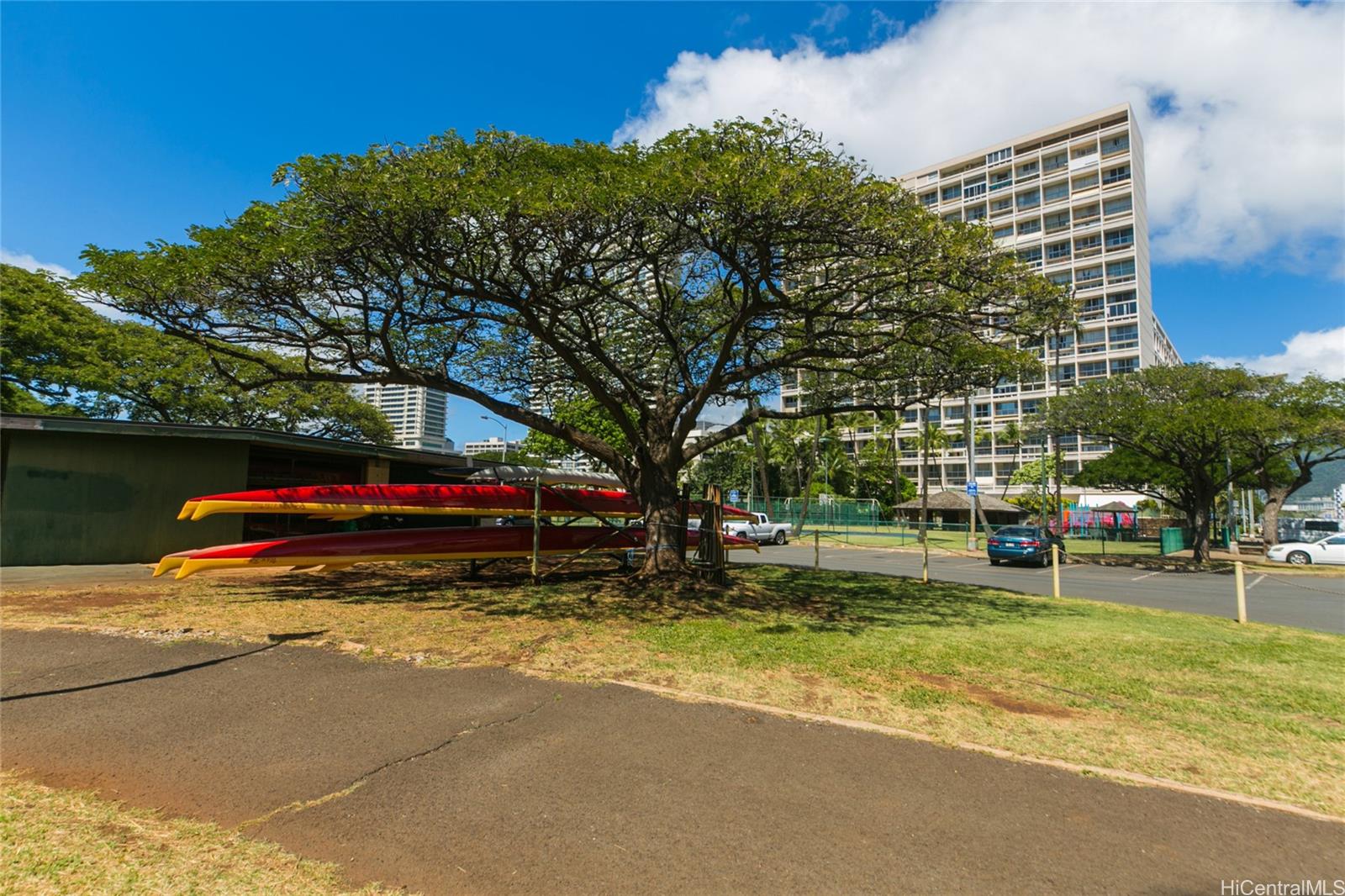 Ala Wai Plaza Condominium