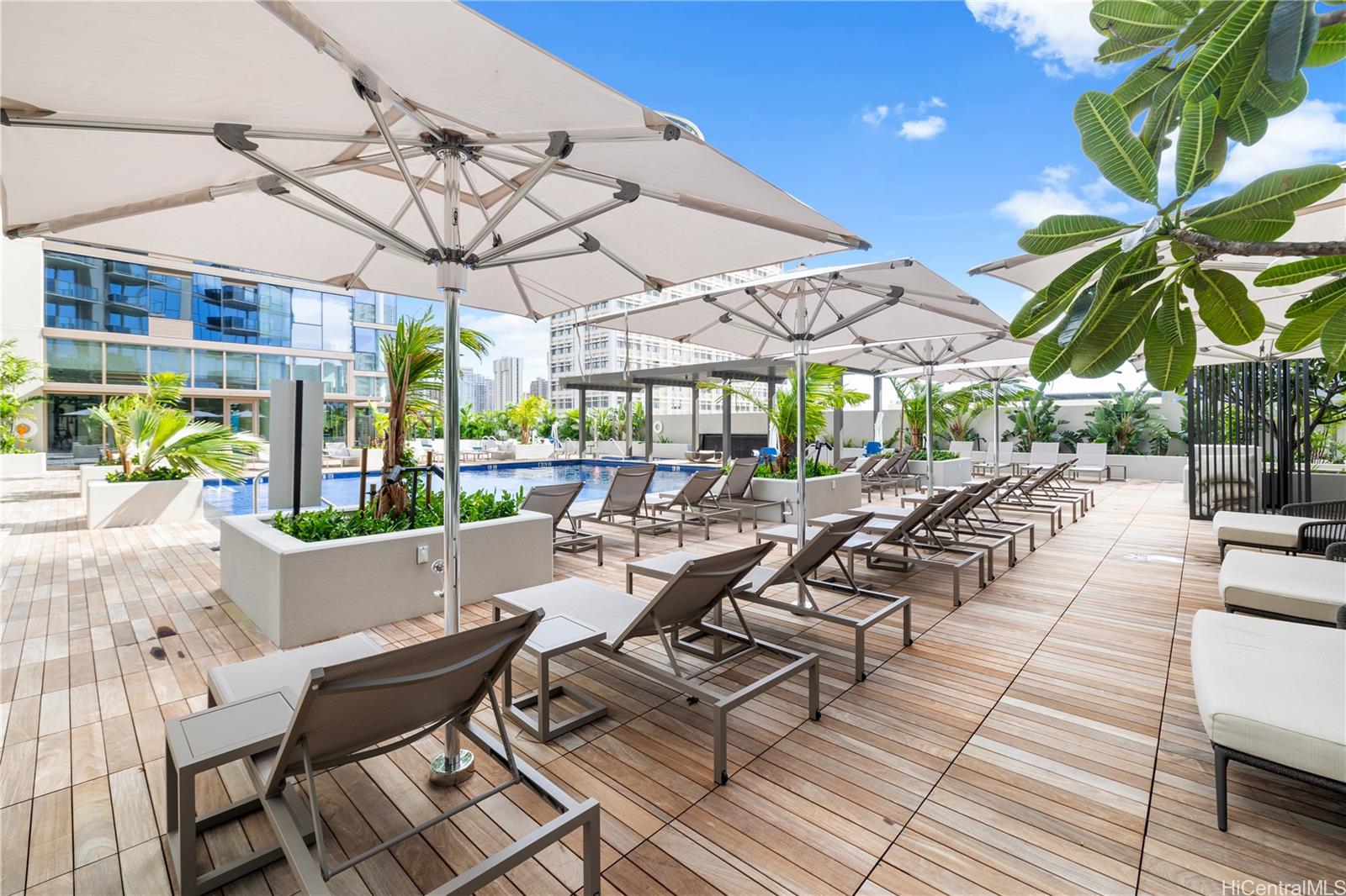 Sky Ala Moana West Residential Lease