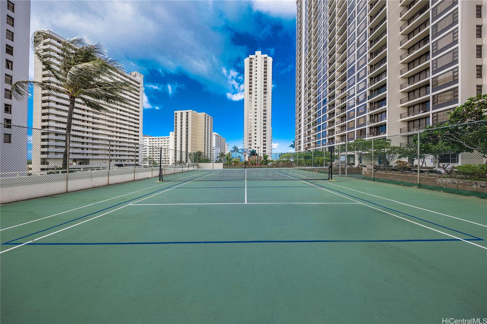 Waikiki Banyan Condominium