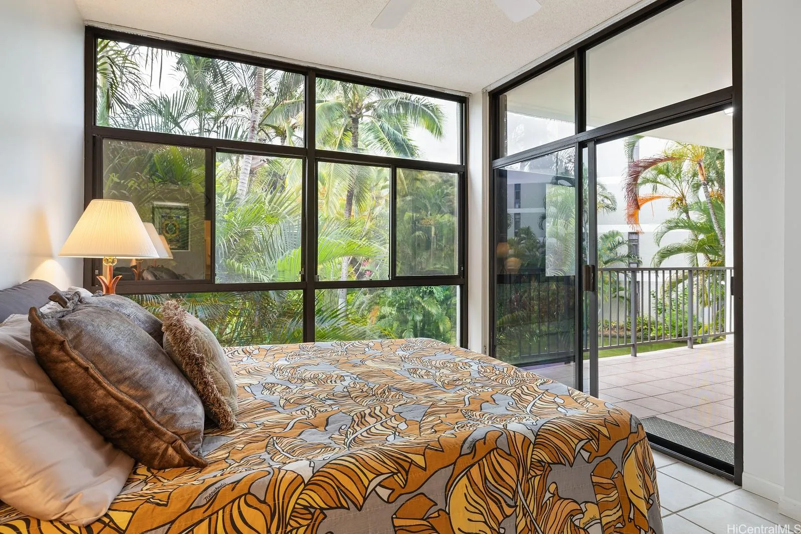 Kailua, Hawaii 96734, United States, 3 Bedrooms Bedrooms, ,2 BathroomsBathrooms,Residential,Pending,37891