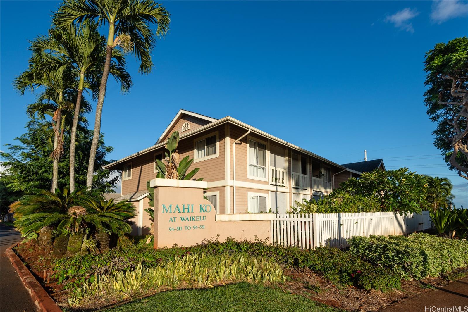 Mahi Ko At Waikele Condominium