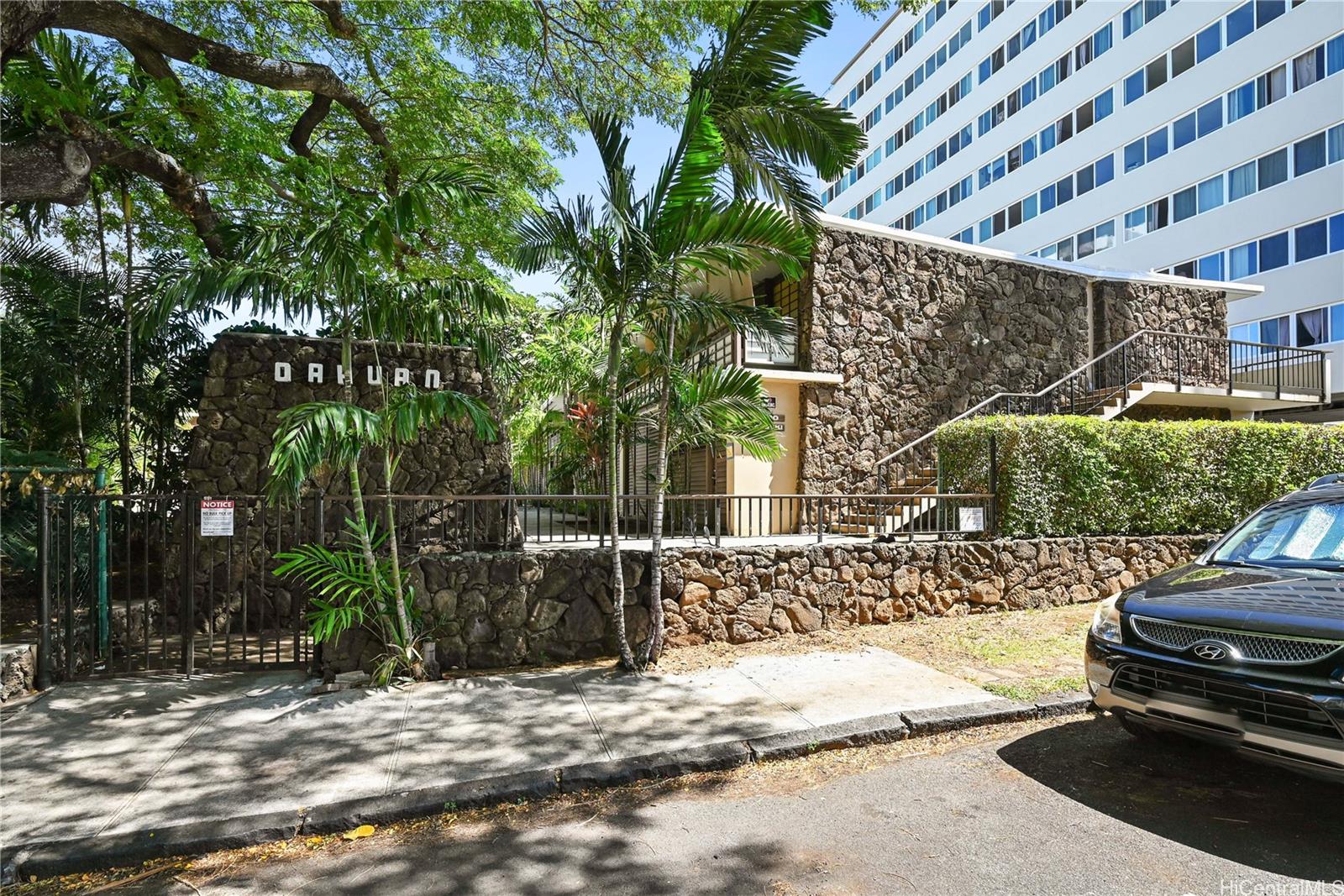 Oahuan Ltd Condominium