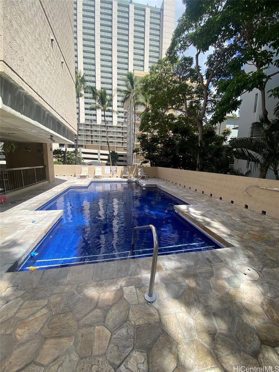 Aloha Towers Residential Lease