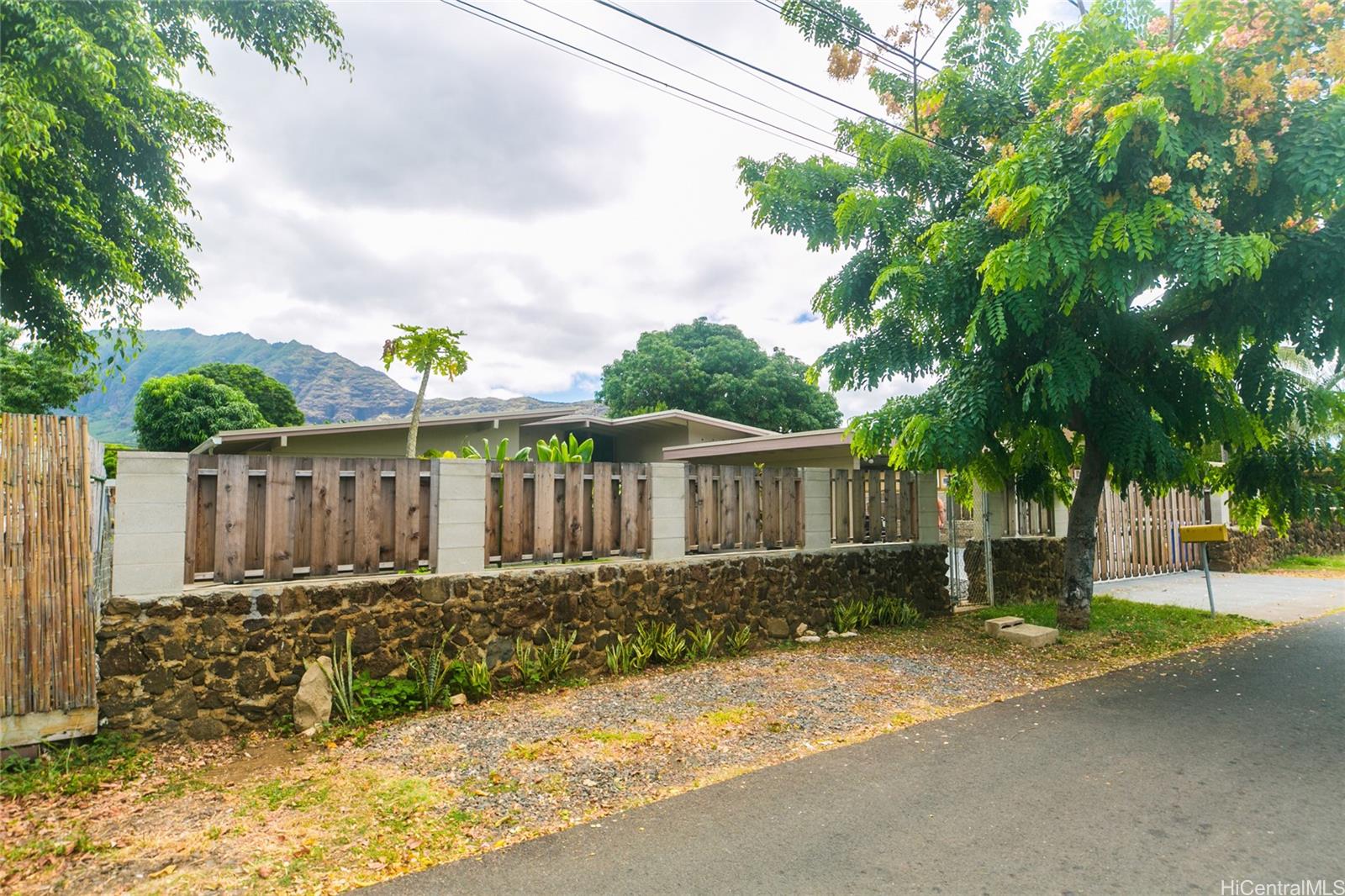 Makaha Home Residence