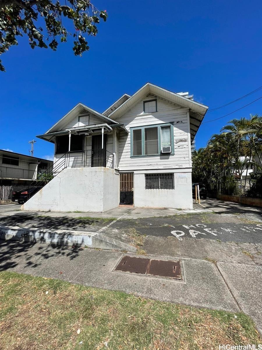1542 Keeaumoku Street