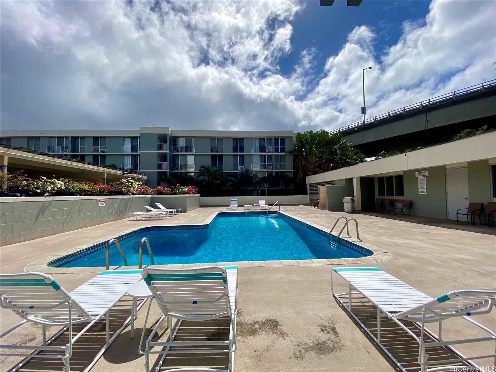 Waialae Pl Condominium