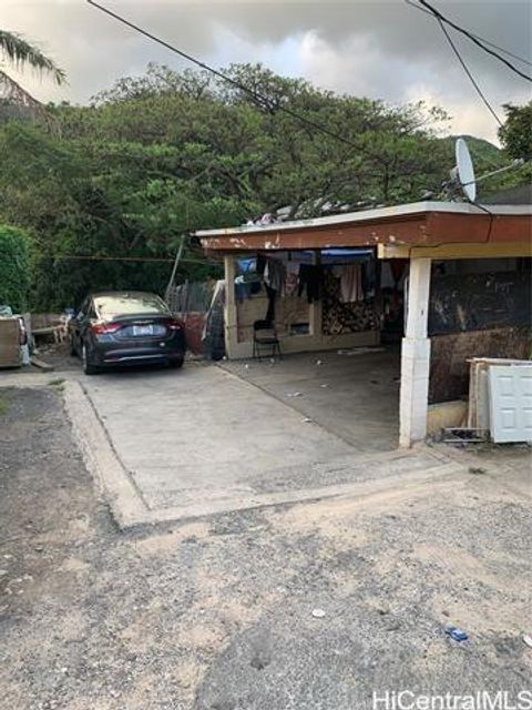 1714 Laumaile Street Honolulu HI 96819