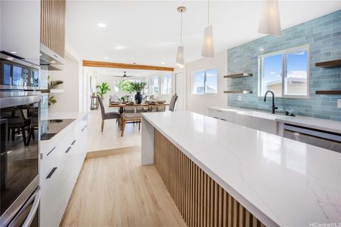 1849 Vancouver Place Honolulu HI 96822