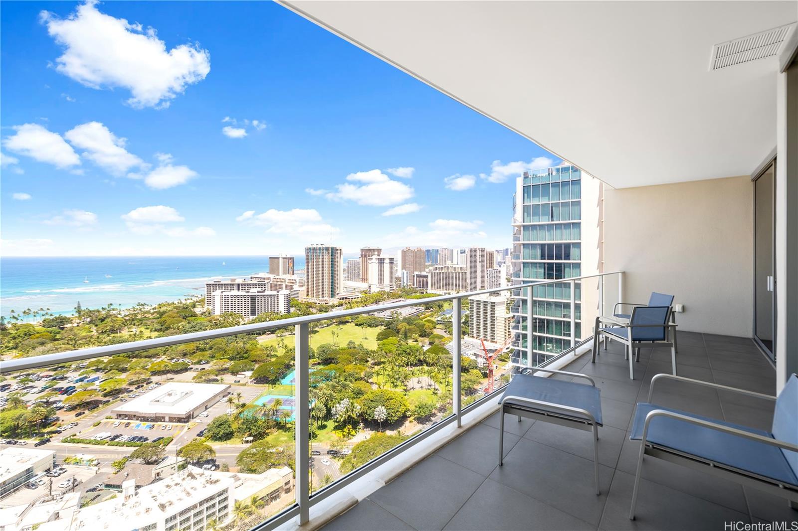 2139 Kuhio Avenue 3505
