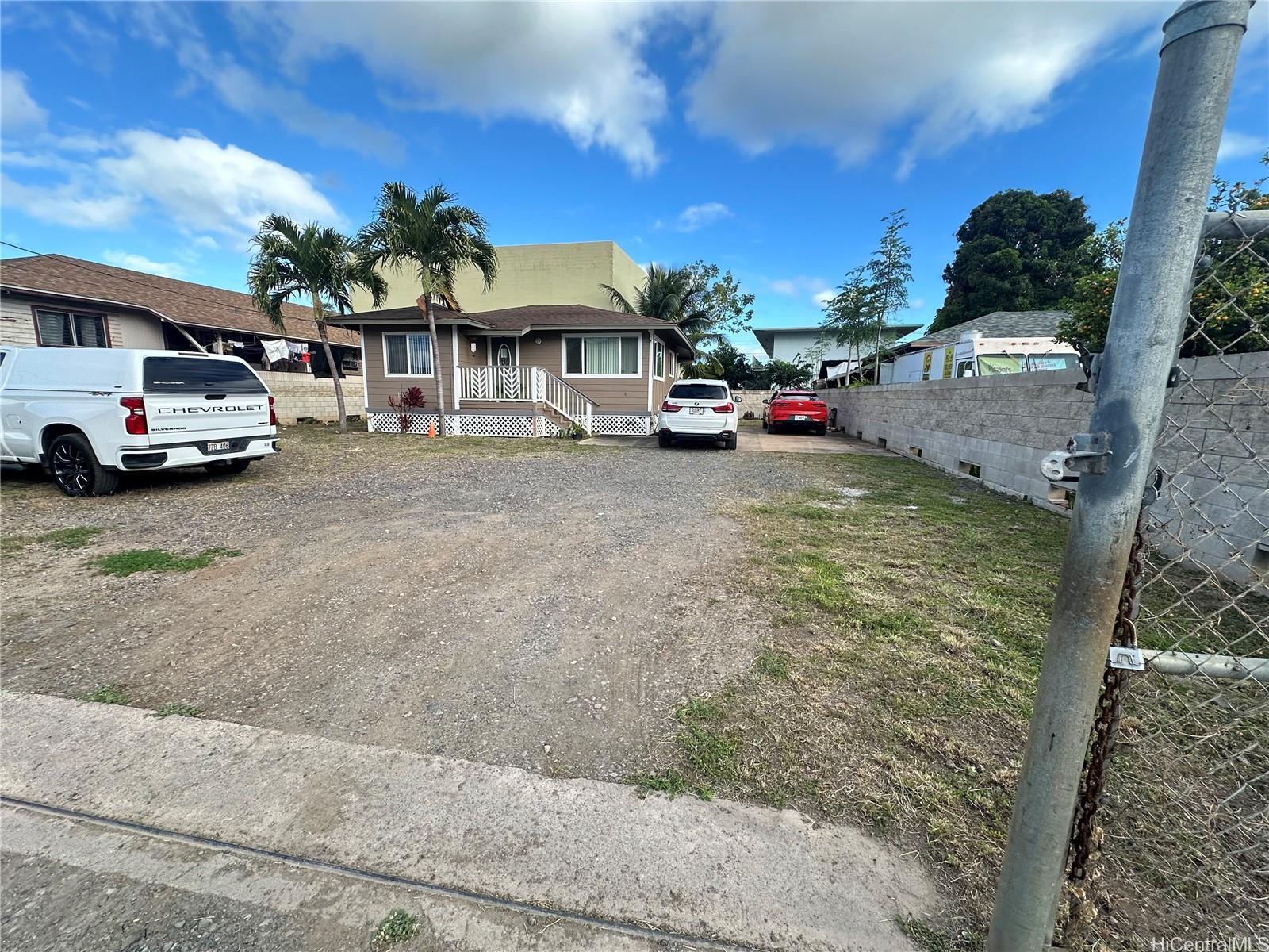 Waipahu-lower Home Residence